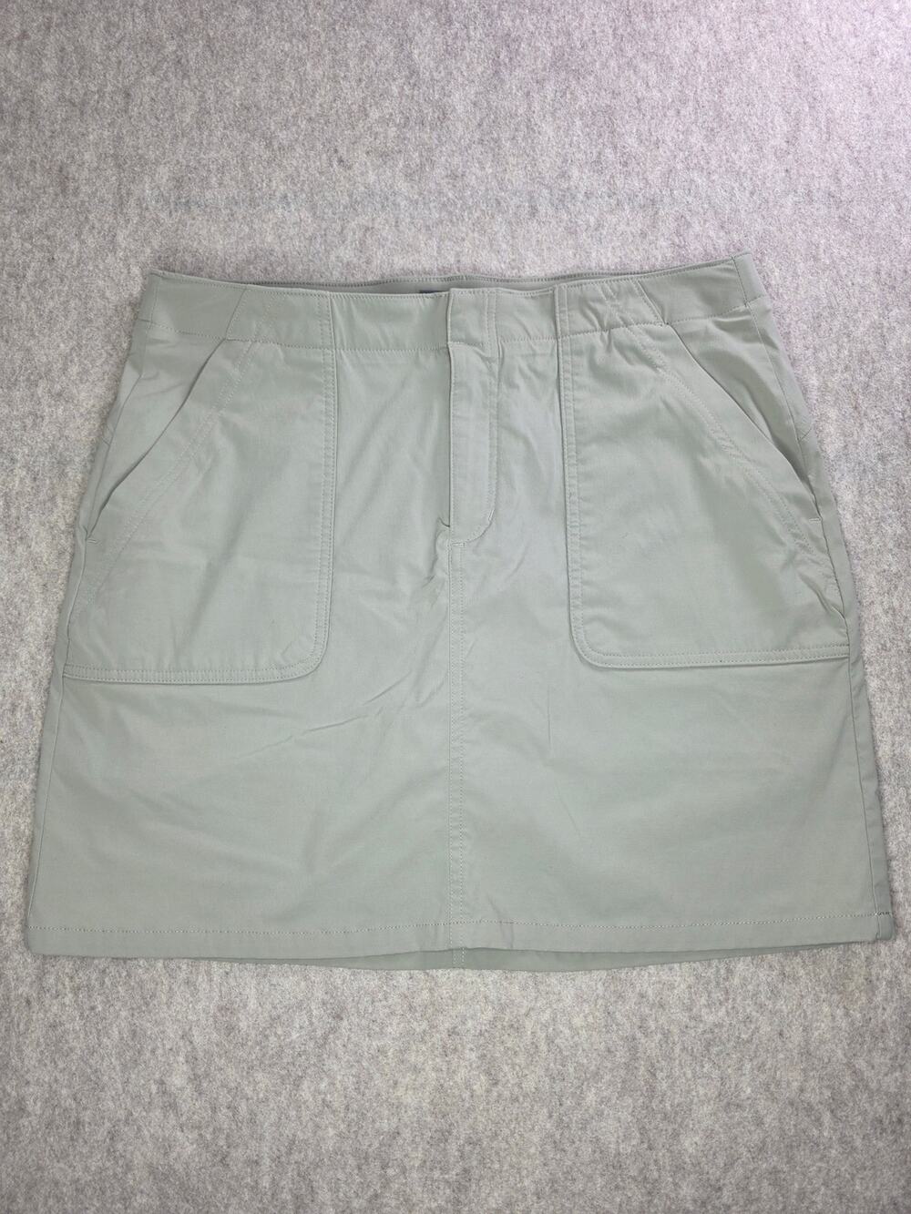Eddie Bauer Beige Skort Size 10. Athletic,Gorpcore,Golf skort, activewear.